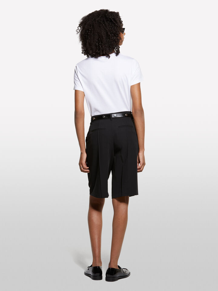 T-shirt boxy fit branca - t-shirt de manga curta para mulher - Branco | Sisley image number 2